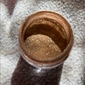 Nail dip powder